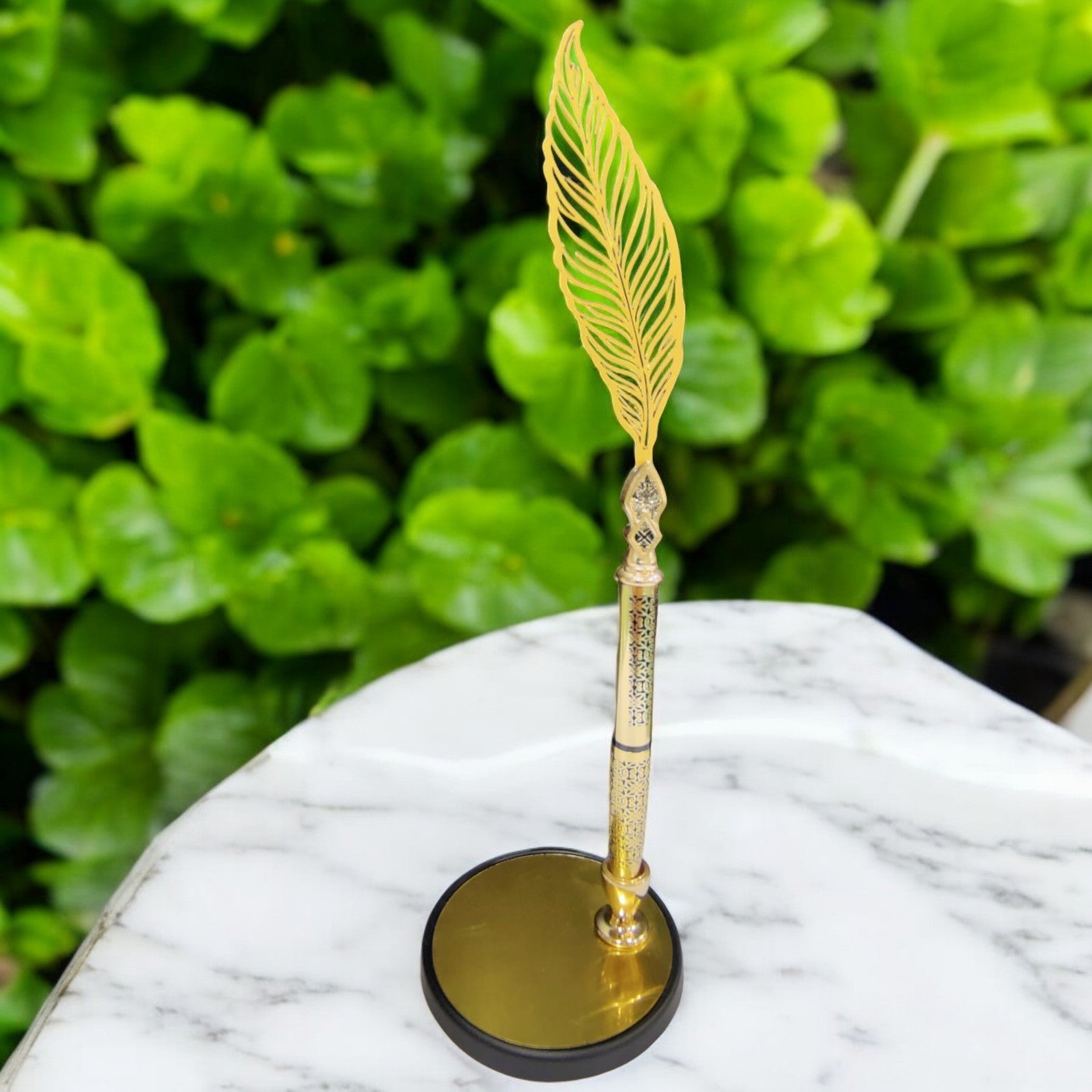 SHAYONA Luxury Corporate Vintage Gift Set of Gold Plated Abstract Design Pen, Elegant Lasercut Feather Gold Logo and Table Top Pen Stand