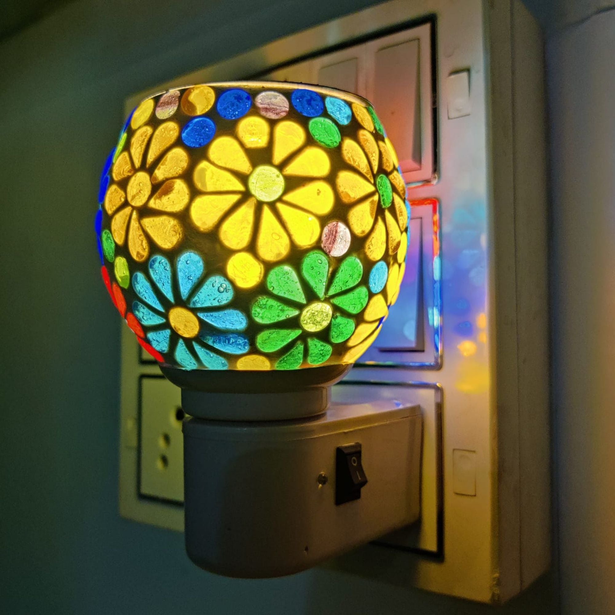 Shayona Kapoor Dani Night Lamp with Burner for Fragrance with Switch On/Off Electric Home Fragnance Lamp with for Home, Office, Living Room