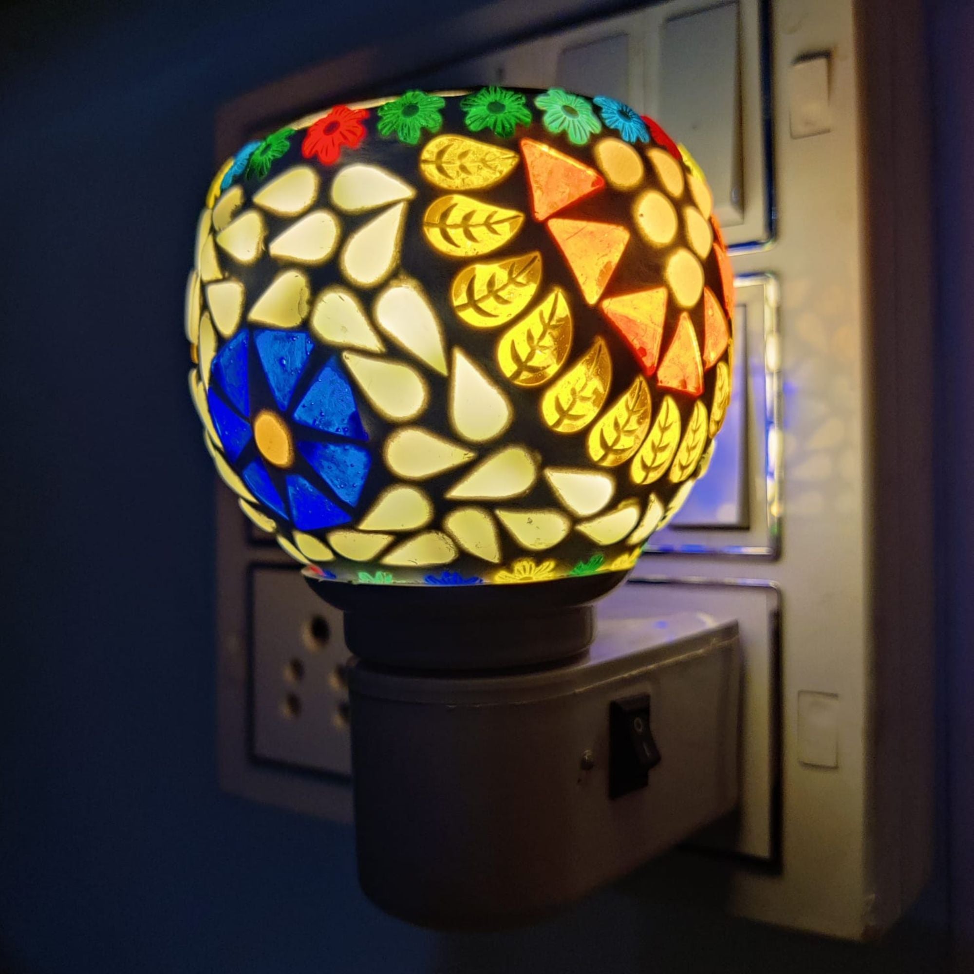 Shayona Kapoor Dani Night Lamp with Burner for Fragrance with Switch On/Off Electric Home Fragnance Lamp with for Home, Office, Living Room