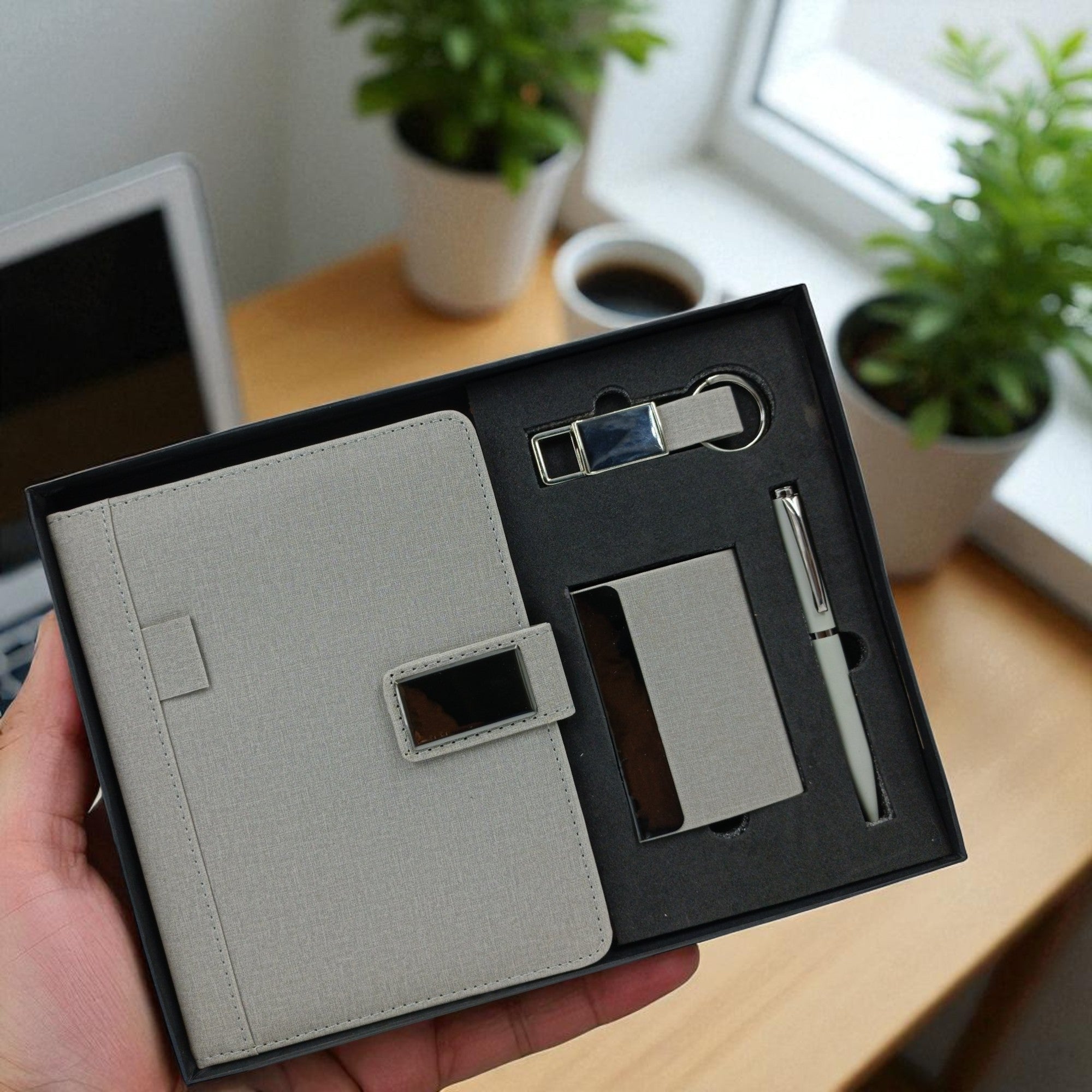 “Shayona Premium gift 4-in-1 Executive Gift Set in Elegant White – Includes Leatherette Diary, Metal Pen, Card Holder, and Keychain – Perfect Corporate Gift for Professionals and Business Events”