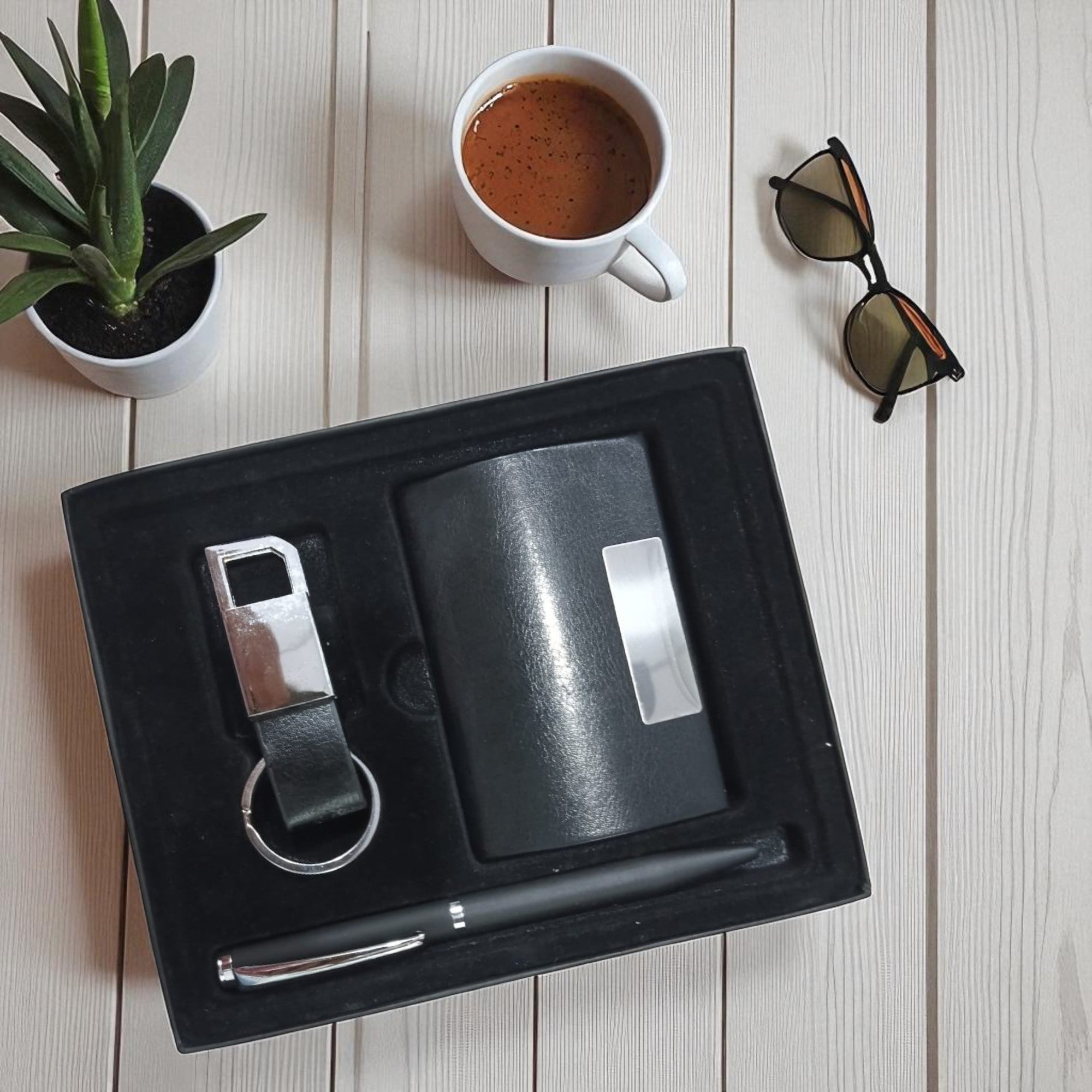 Shayona Ball Pen And Card Holder, Keychain  Set Gifting Products For Office